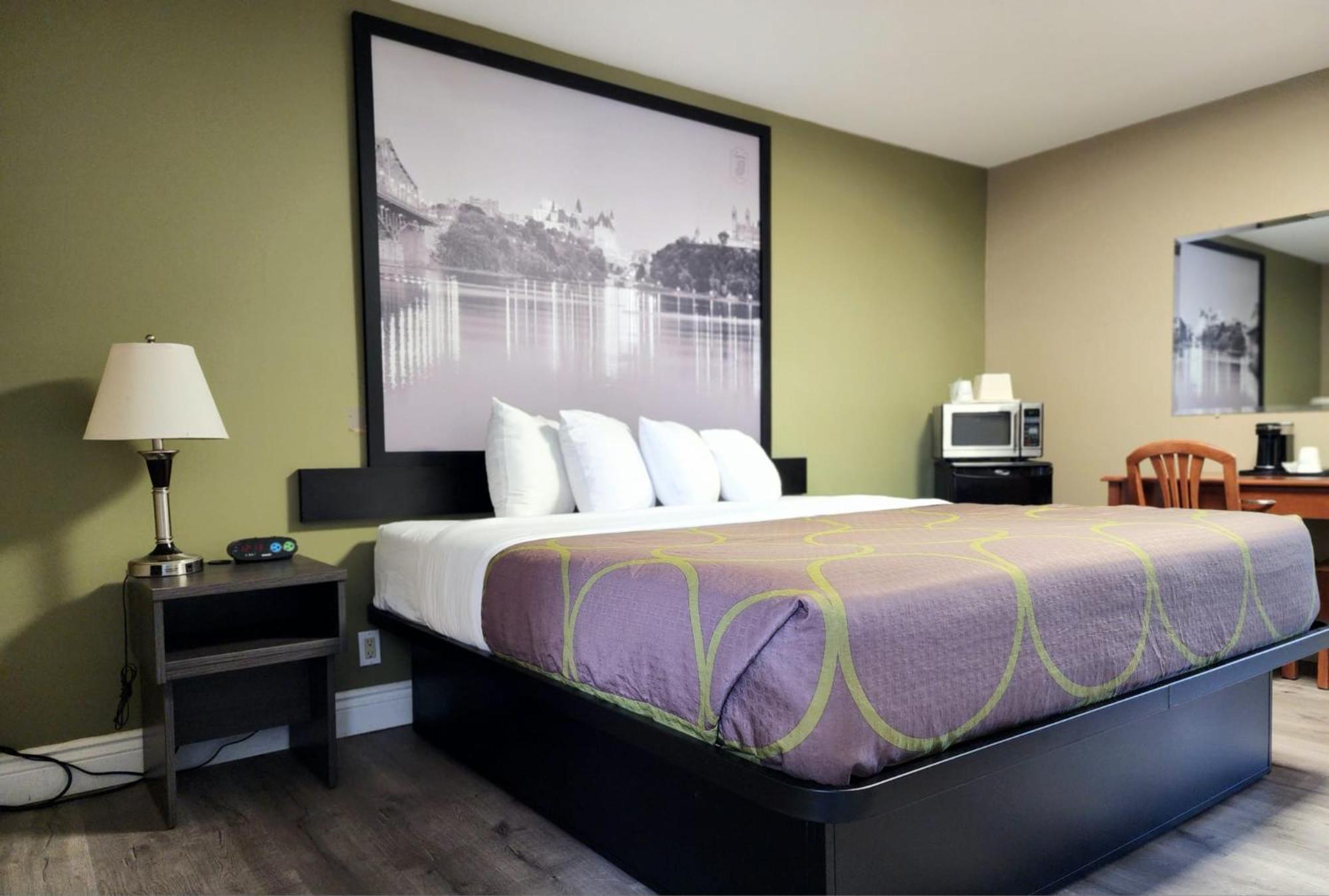 Hotel Super 8 By Wyndham Pembroke Extérieur photo