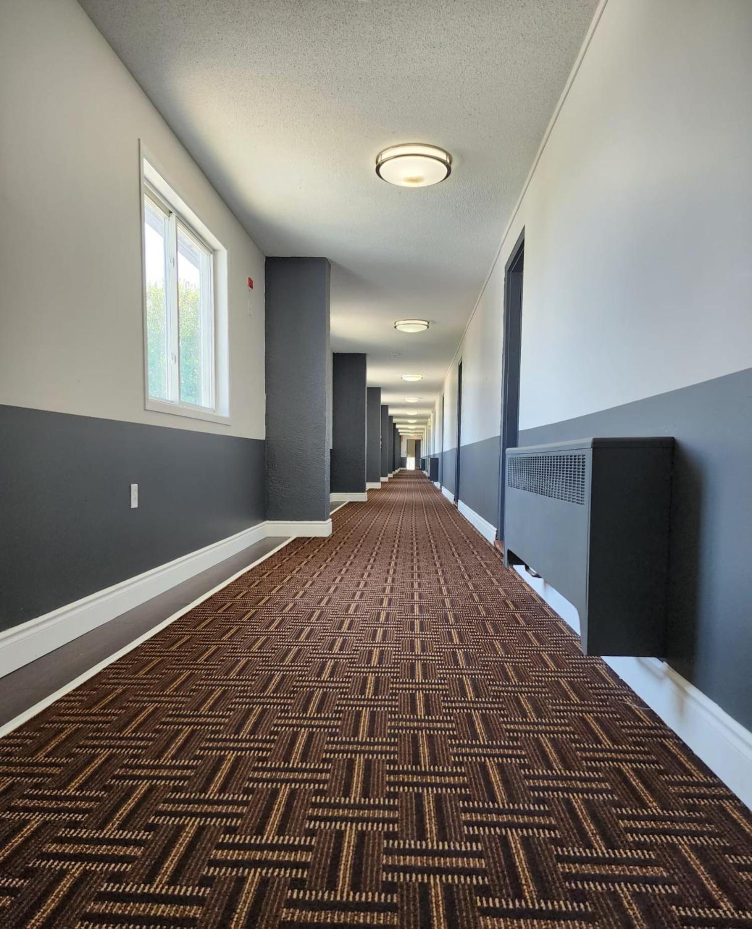 Hotel Super 8 By Wyndham Pembroke Extérieur photo