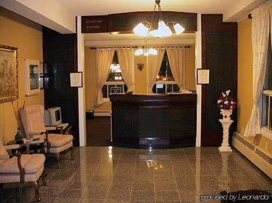 Hotel Super 8 By Wyndham Pembroke Extérieur photo